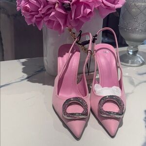 Zara nwt Elegant Pink Slingback Heels